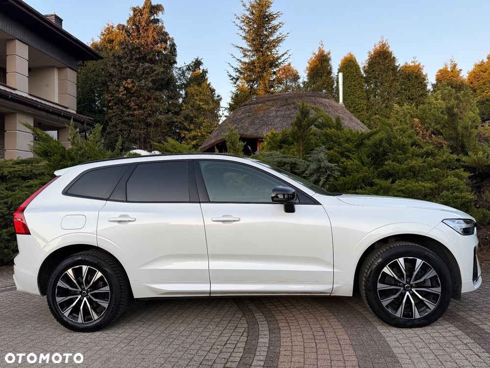 Volvo XC 60 B4 D Ultimate Dark - 16