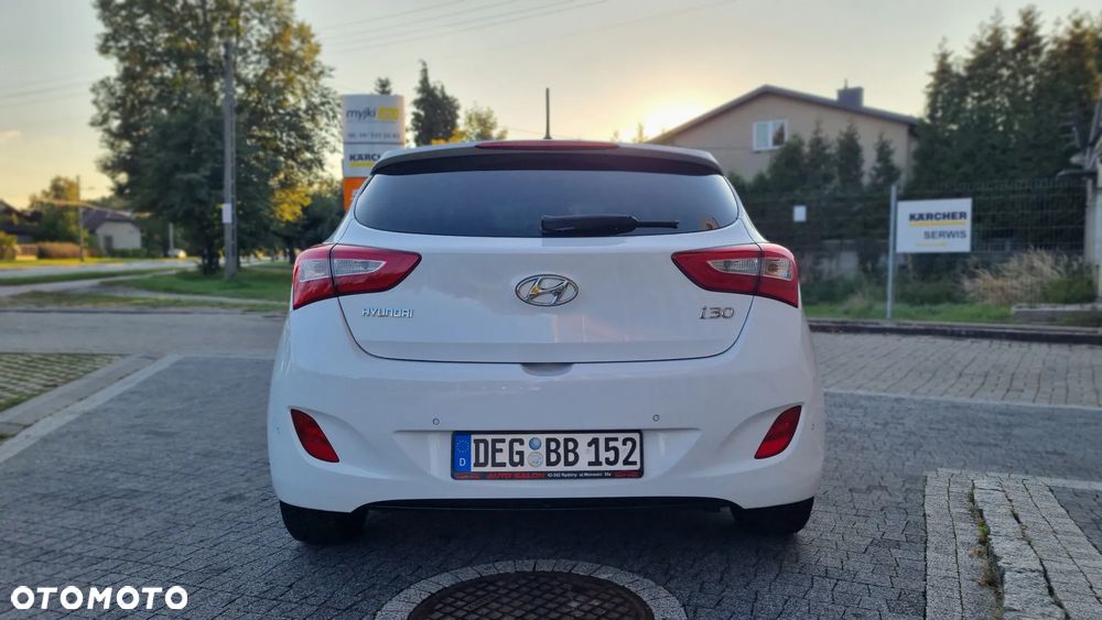 Hyundai i30 1.4 Passion - 6