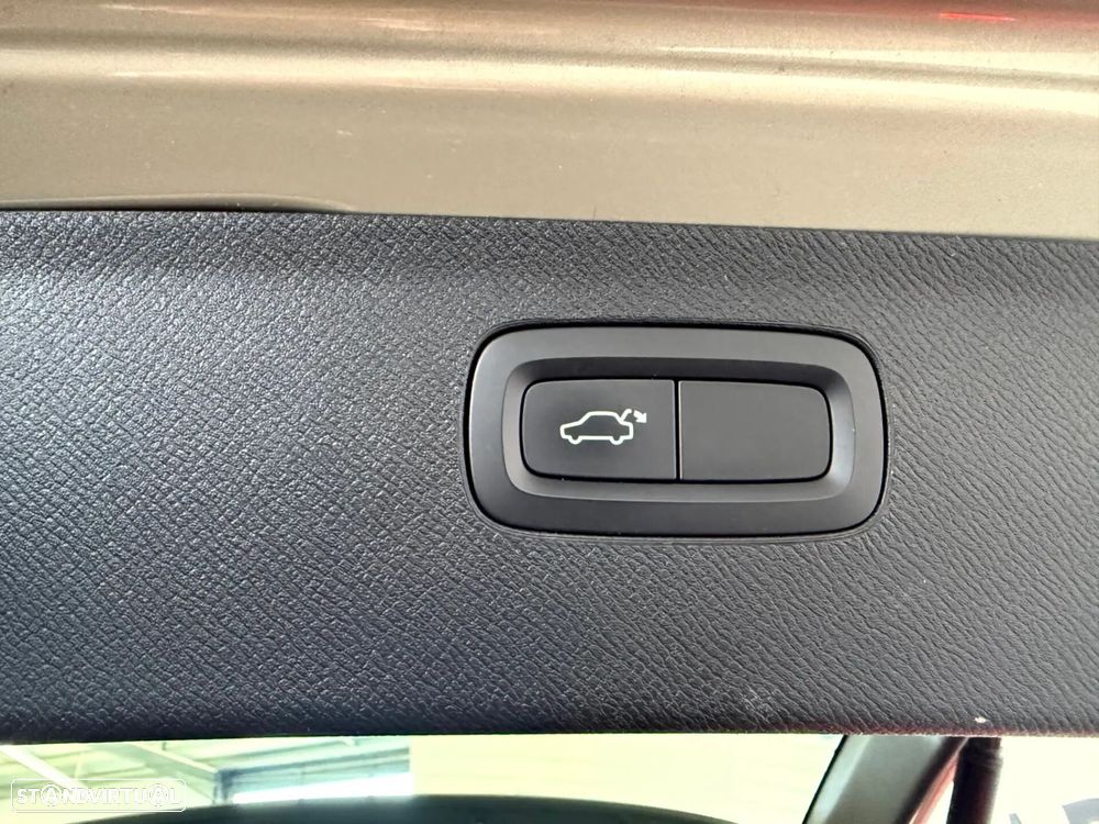 Volvo XC 90 2.0 T8 PHEV Excellence AWD - 15