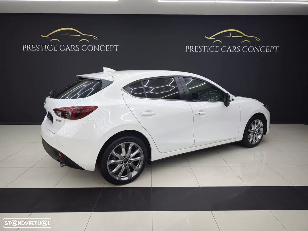 Mazda 3 Hatchback 1.5 Sky-D Excellence Navi - 3
