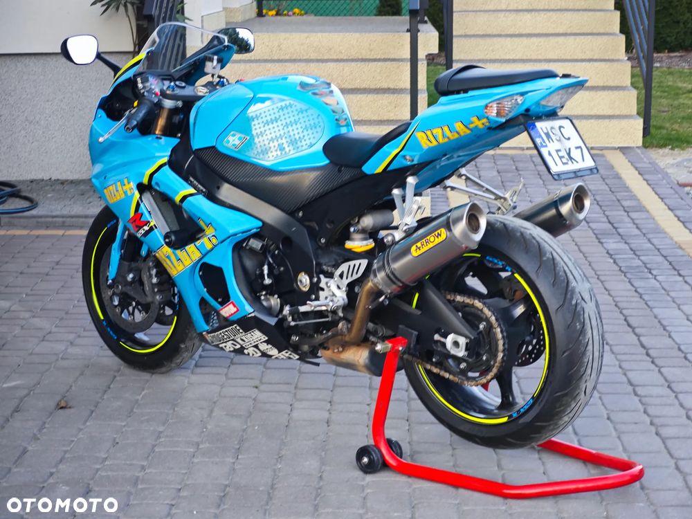 Suzuki GSX-R - 4