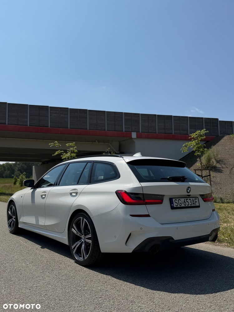 BMW Seria 3 320i M Sport - 11