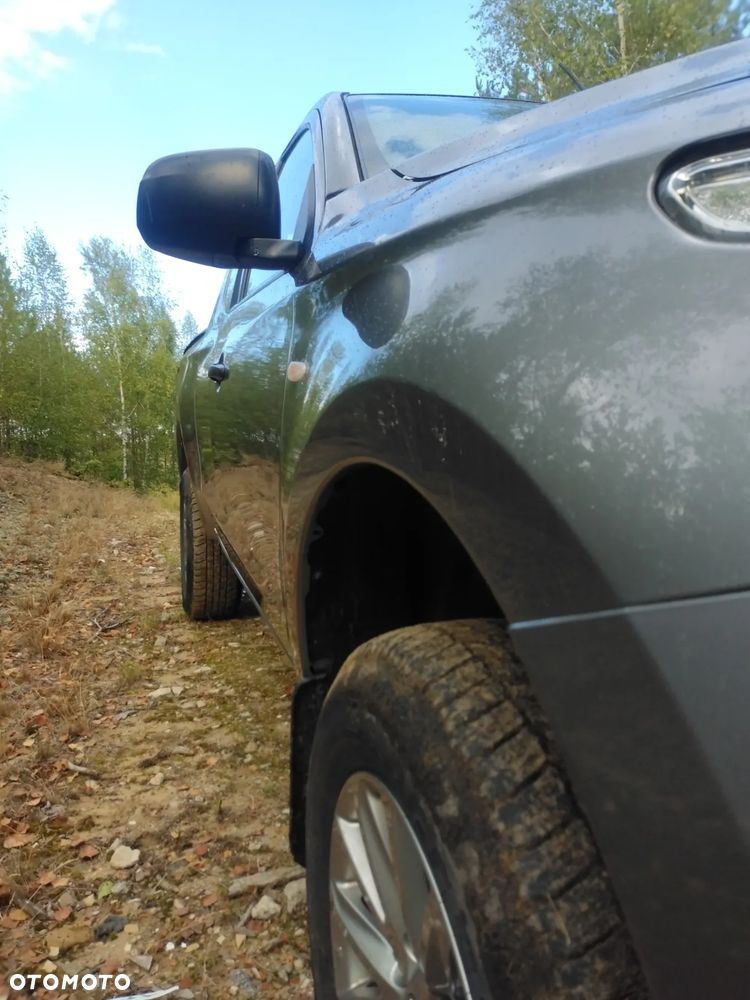 Mitsubishi L200 2.4 d CC Invite - 4