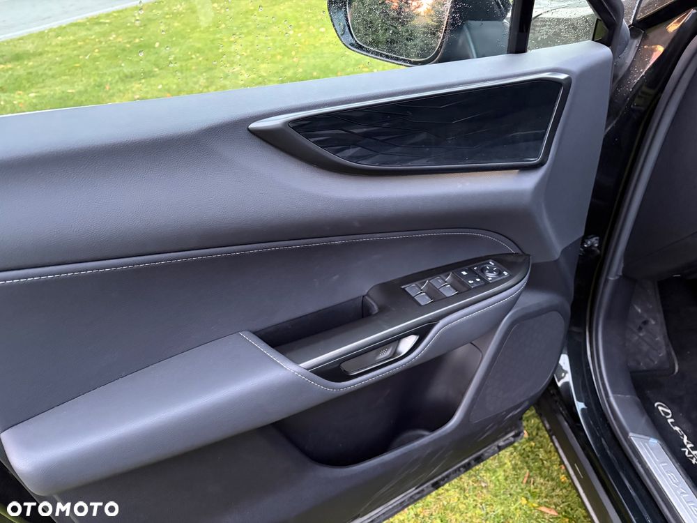 Lexus NX - 16