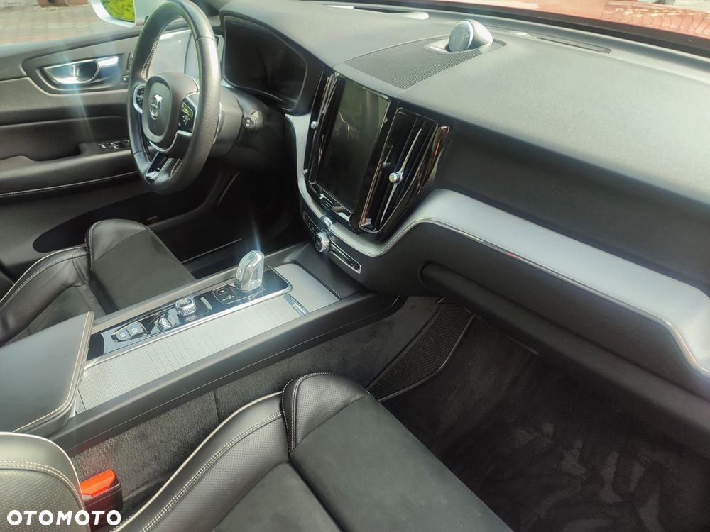 Volvo XC 60 T8 AWD Plug-In Hybrid Polestar Engineered - 14
