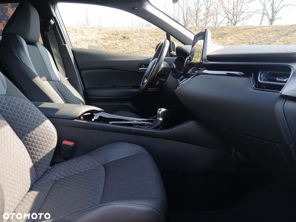 Toyota C-HR 2.0 Hybrid Style - 13