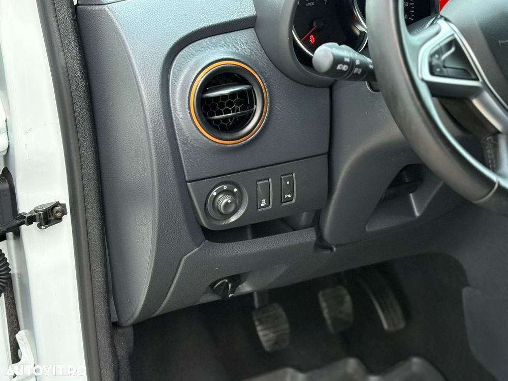 Dacia Dokker 1.2 TCe 115 CP Stepway - 5