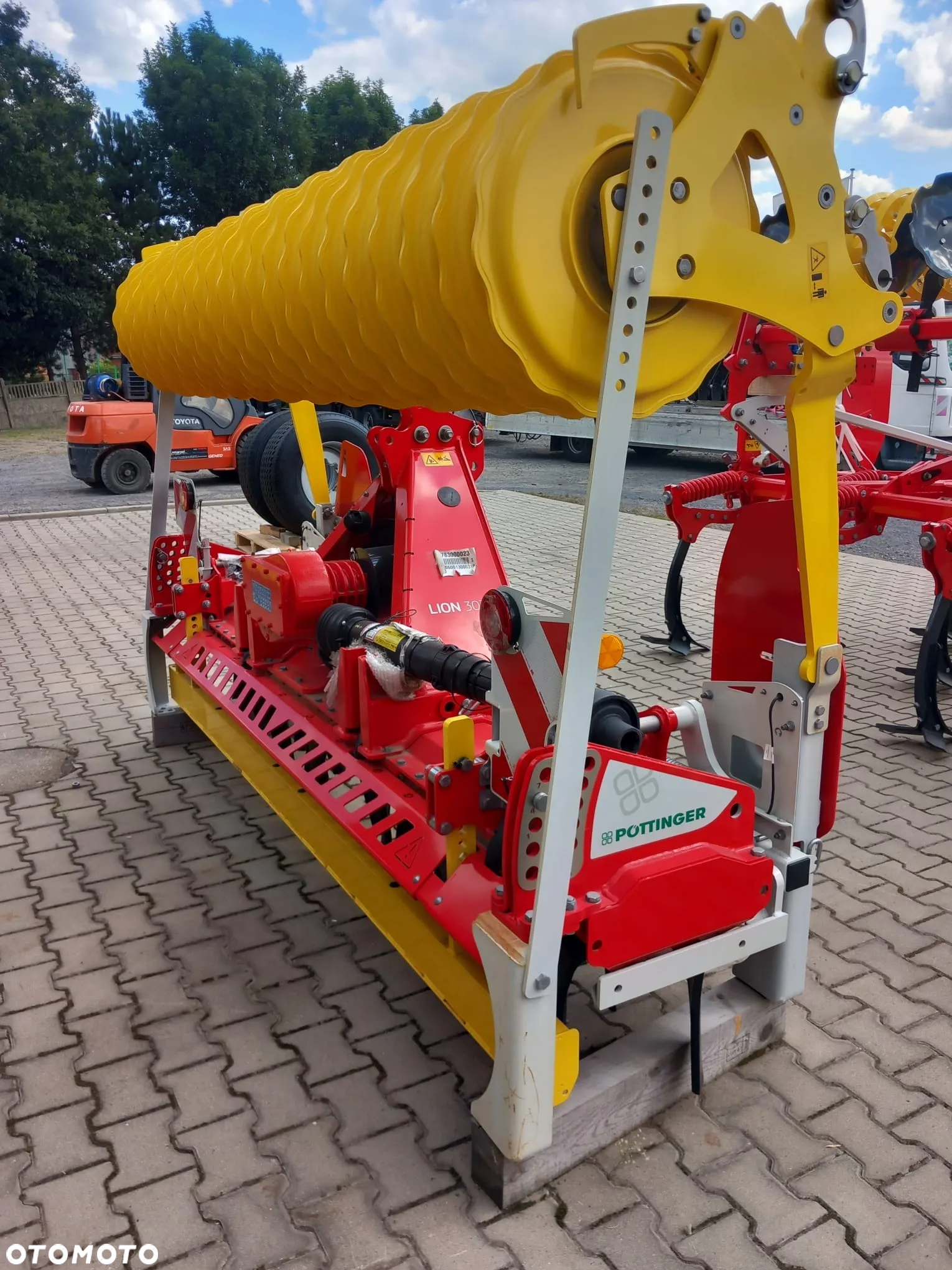 Pottinger VITASEM M 3000 DD + Lion 3030 - 6