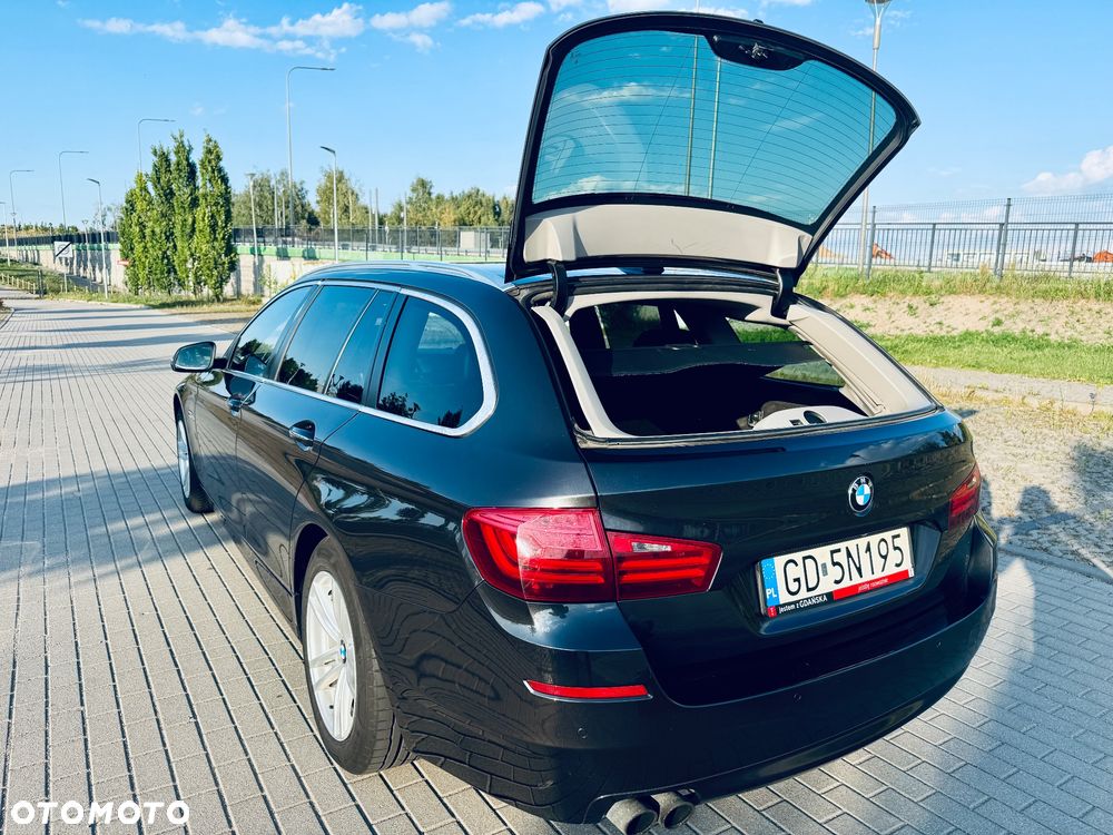 BMW Seria 5 518d Luxury Line - 11