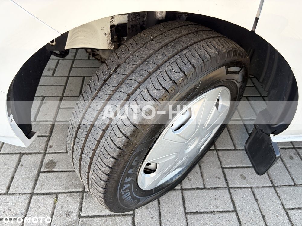 Ford Transit - 23