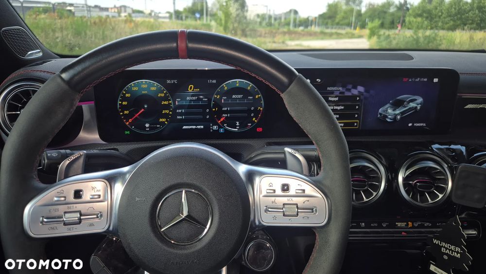 Mercedes-Benz CLA AMG 45 S 4-Matic 8G-DCT - 34