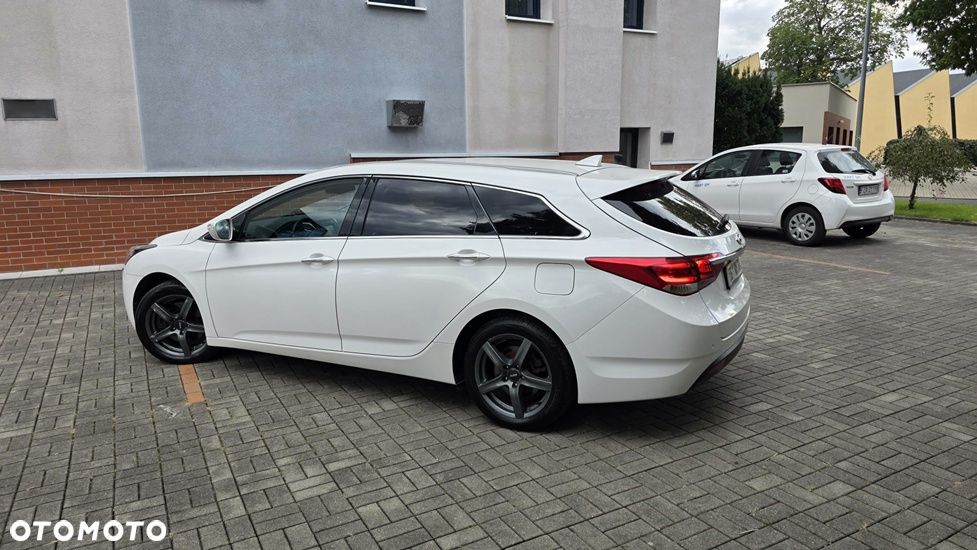 Hyundai i40 1.7 CRDi Premium DCT - 11