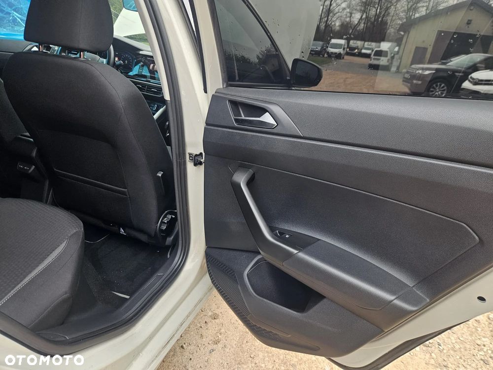 Volkswagen Polo 1.0 TSI Life Plus - 25