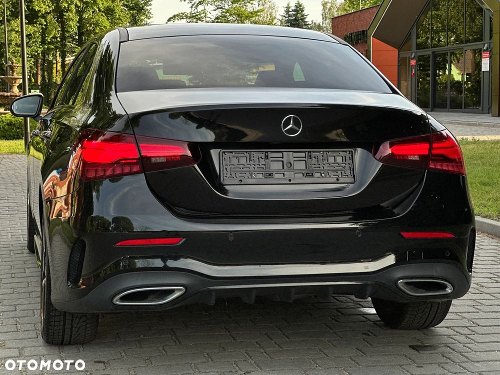 Mercedes-Benz Klasa A 220 d 8G-DCT AMG Line - 4