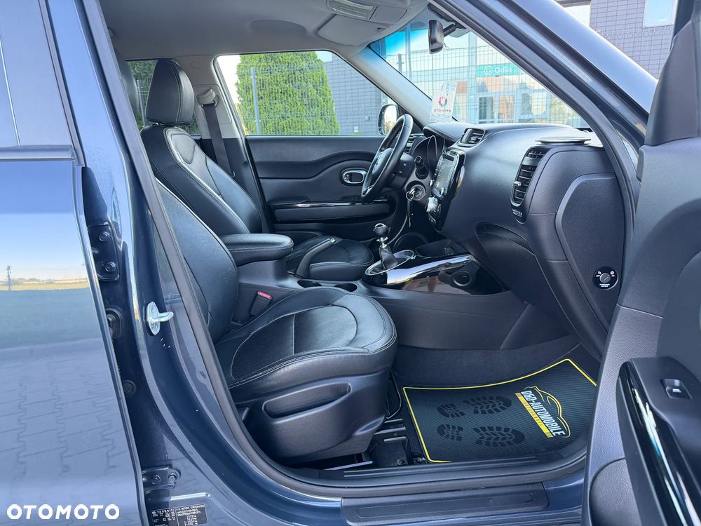 Kia Soul 1.6 CRDI Spirit - 25