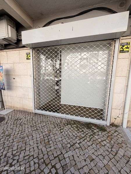 Aluga-se Loja na Amadora - Grande imagem: 2/11