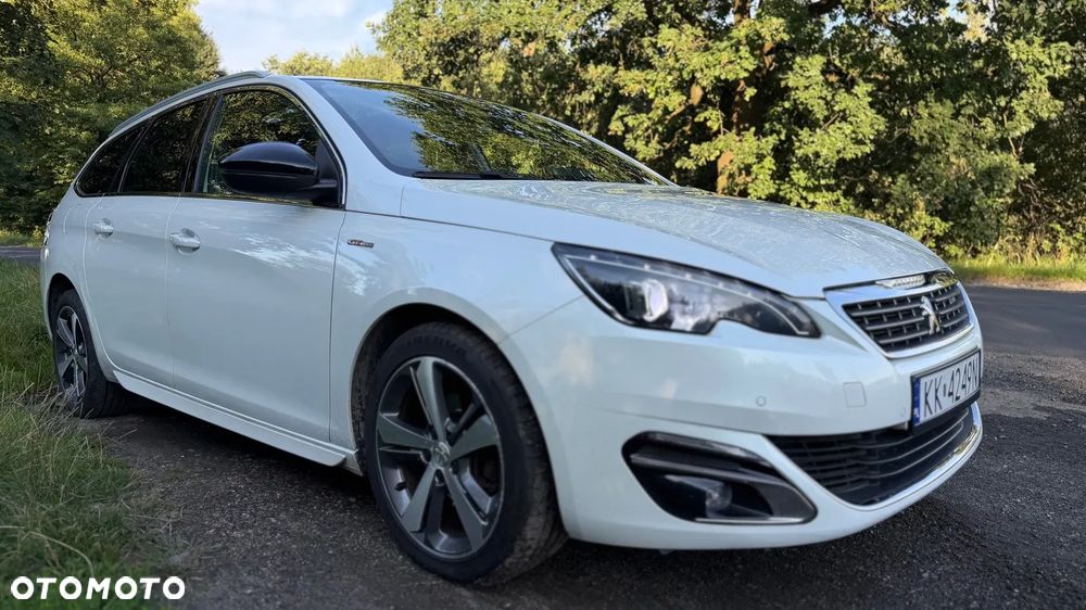 Peugeot 308 - 1