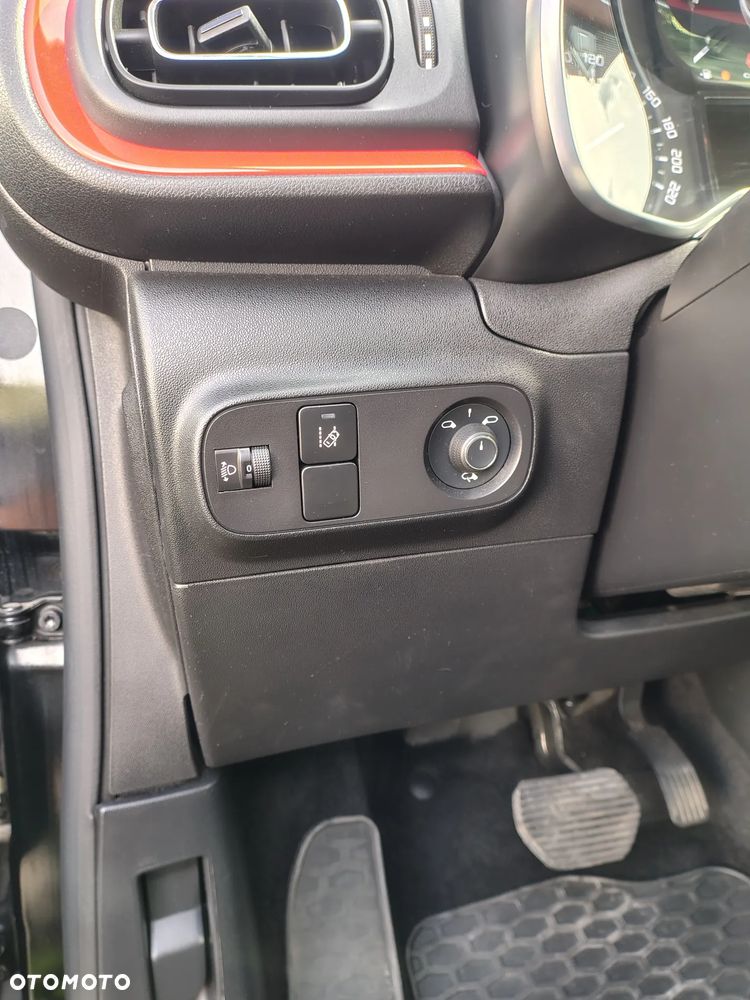 Citroën C3 1.2 PureTech Shine EAT6 - 17