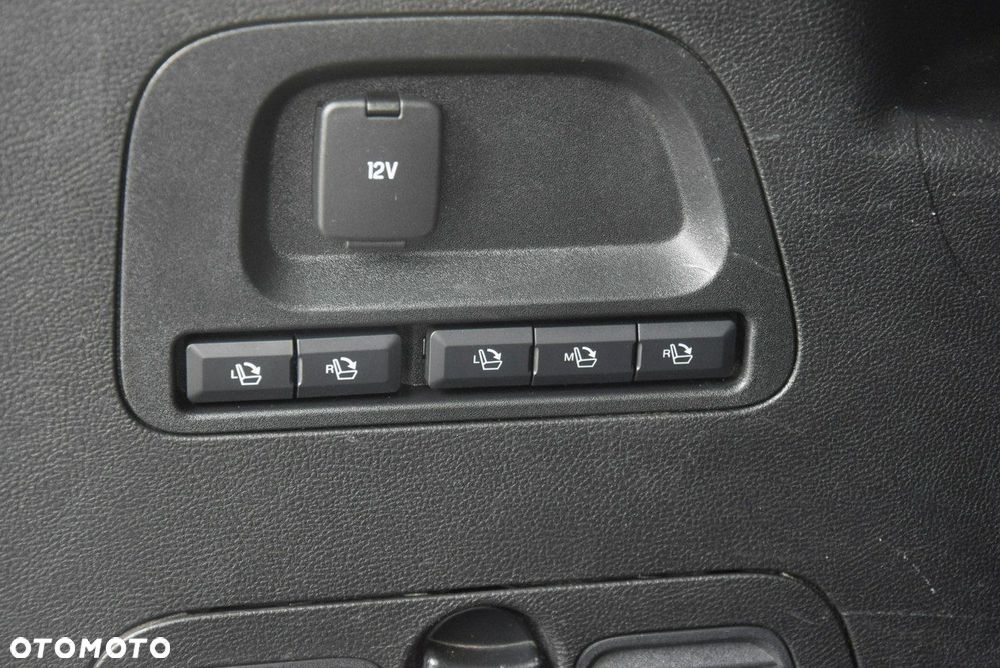 Ford S-Max - 26