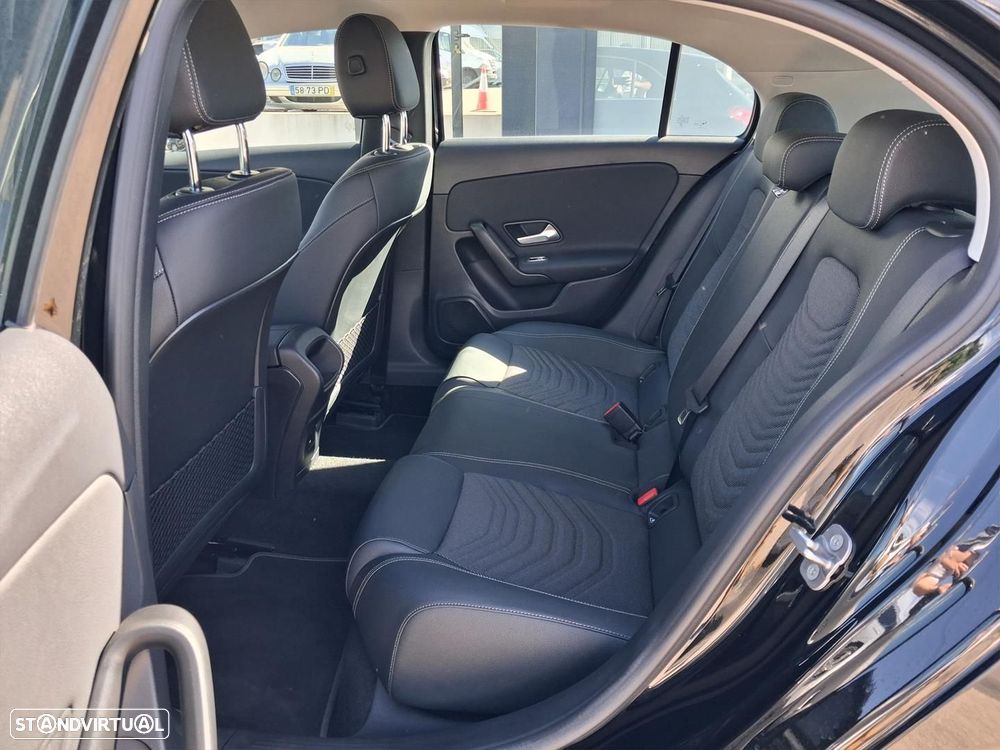Mercedes-Benz A 200 Standard - 12