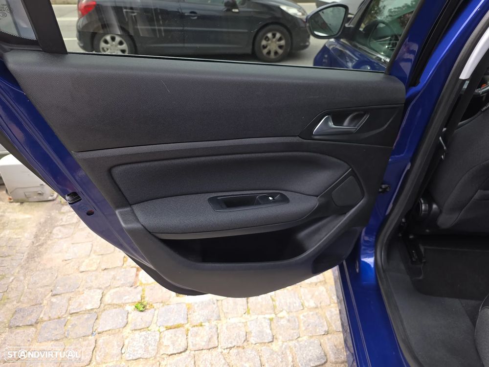 Peugeot 308 BlueHDi 130 Allure Pack - 35