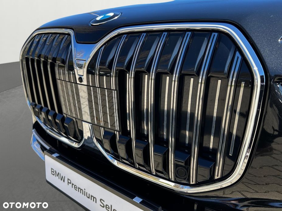 BMW Seria 7 740d xDrive mHEV sport - 8