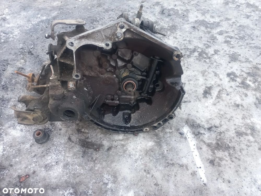 Citroen Saxo 1.5 Diesel skrzynia biegów 20CF02 - 2