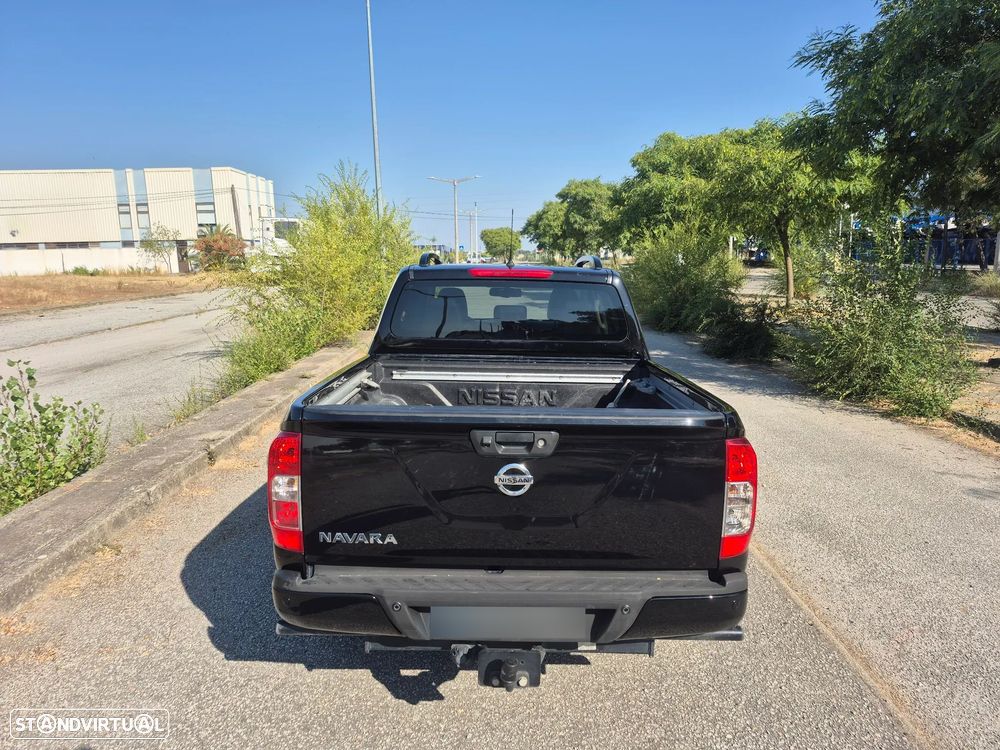 Nissan Navara 2.3 dCi CD 4WD N-Guard AT — fotografia 5