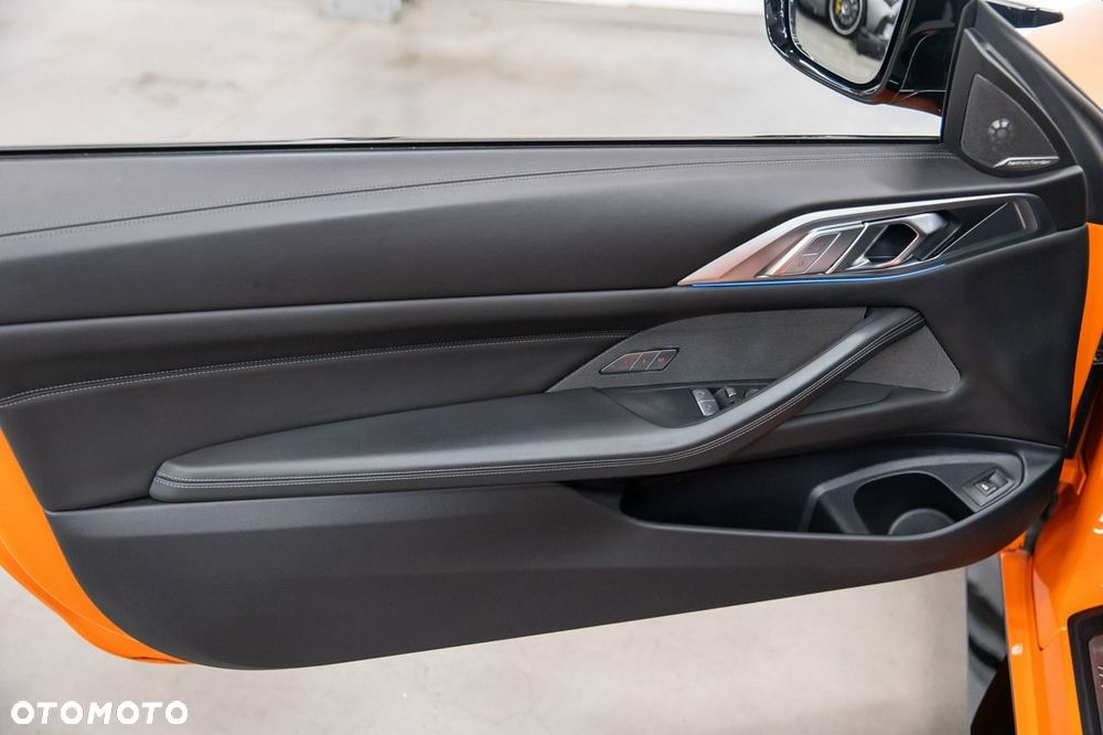 BMW M4 Competition M xDrive - 29
