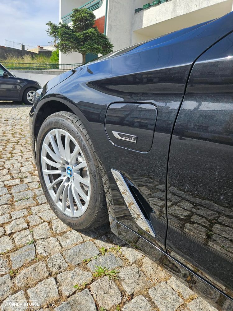 BMW 520 e Line Luxury - 43