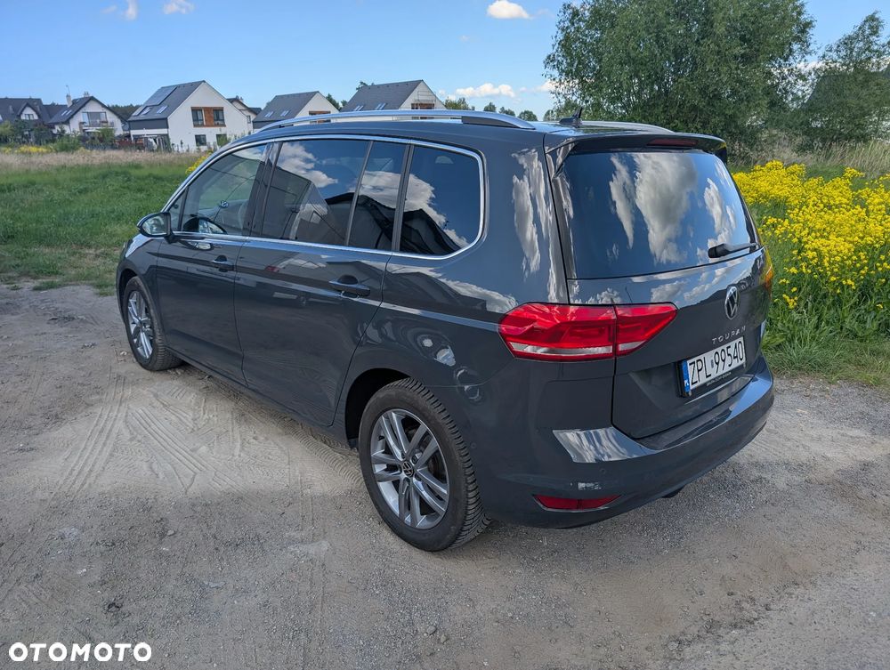 Volkswagen Touran 1.5 TSI EVO Highline DSG - 2