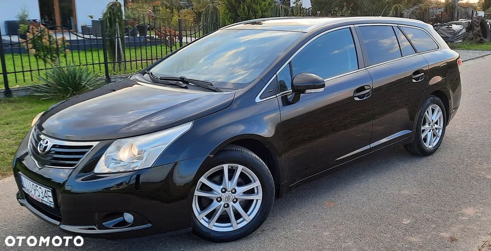Toyota Avensis 1.6 Luna EU5 - 10