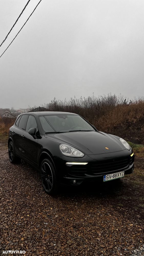 Porsche Cayenne 3.0 L - 5