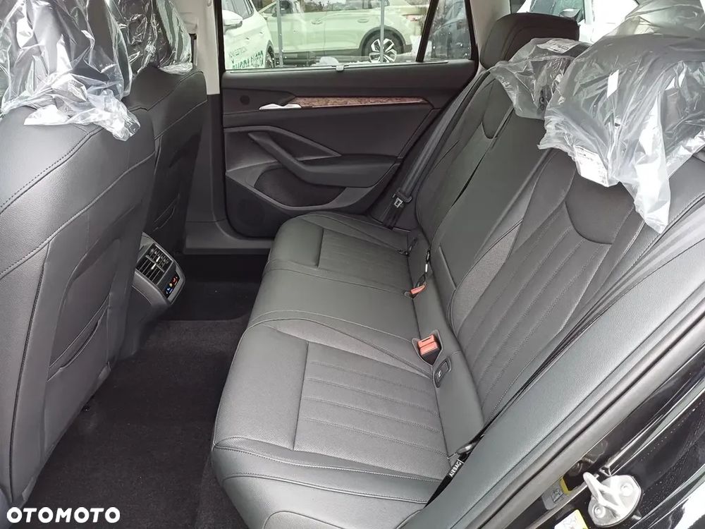Skoda Superb 2.0 TDI SCR 4x4 L&K DSG - 26