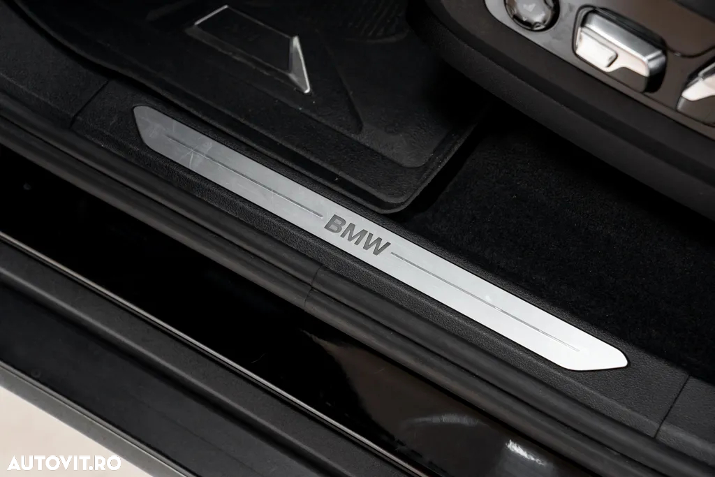 BMW X5 xDrive40i xLine - 24