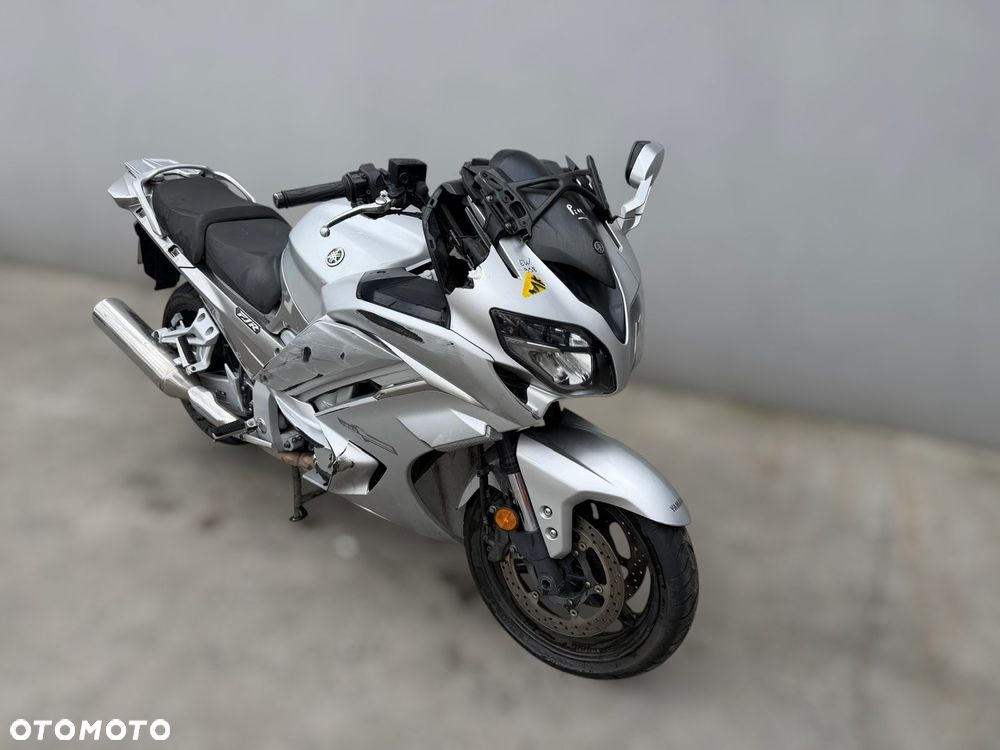 Yamaha FJR - 1