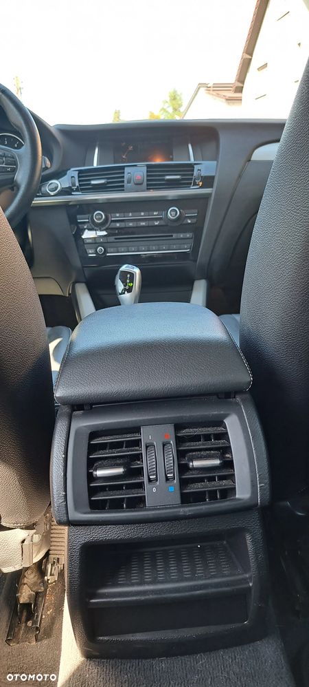 BMW X3 sDrive18d - 12