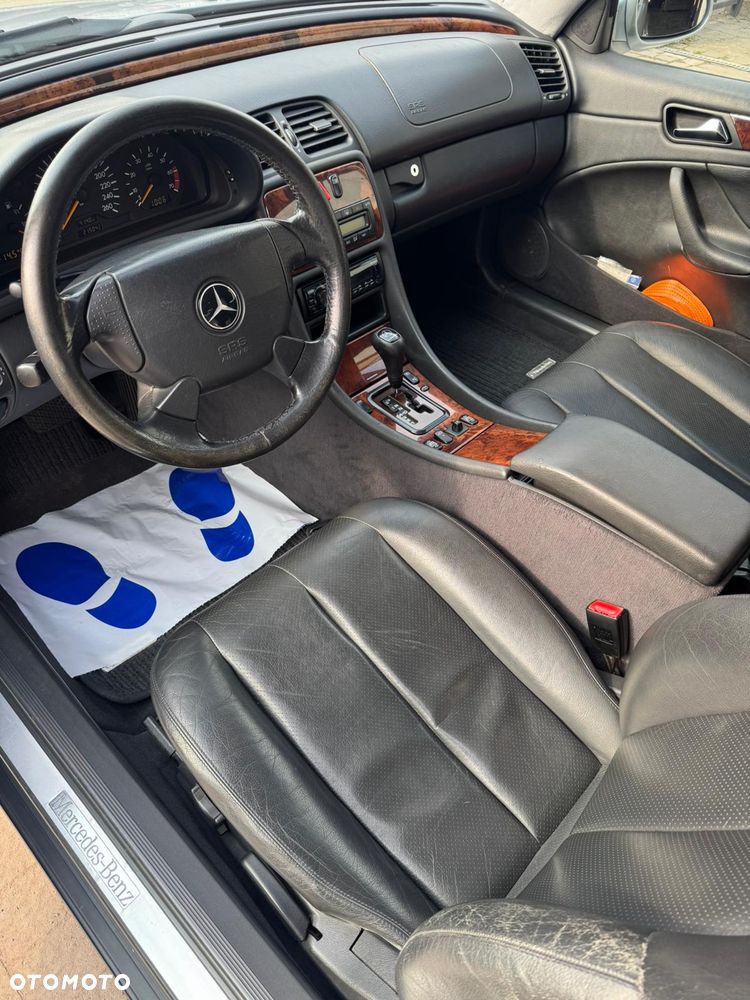 Mercedes-Benz CLK - 5