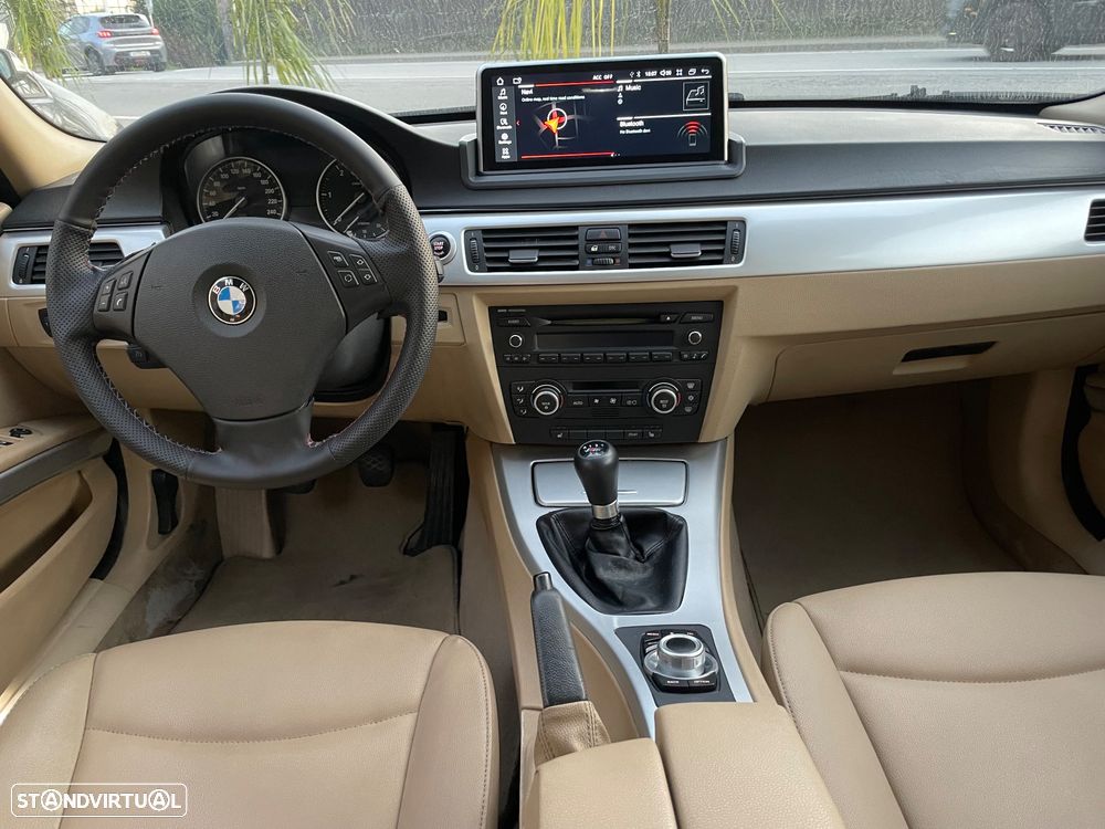 BMW 320 d - 9