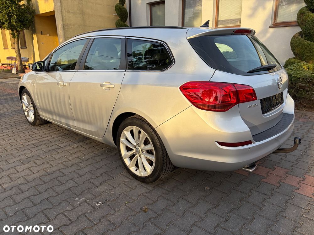 Opel Astra 1.6 Turbo Edition - 7