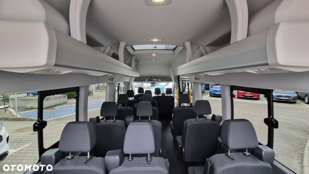 Ford Transit - 9