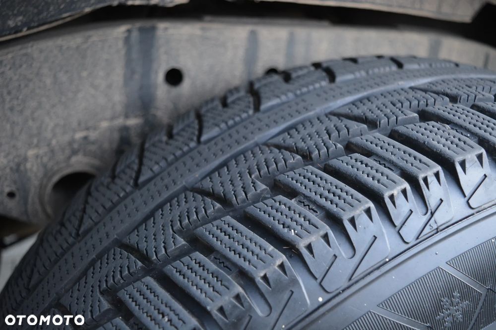 Nissan Terrano II 2.7 TDi Comfort - 18