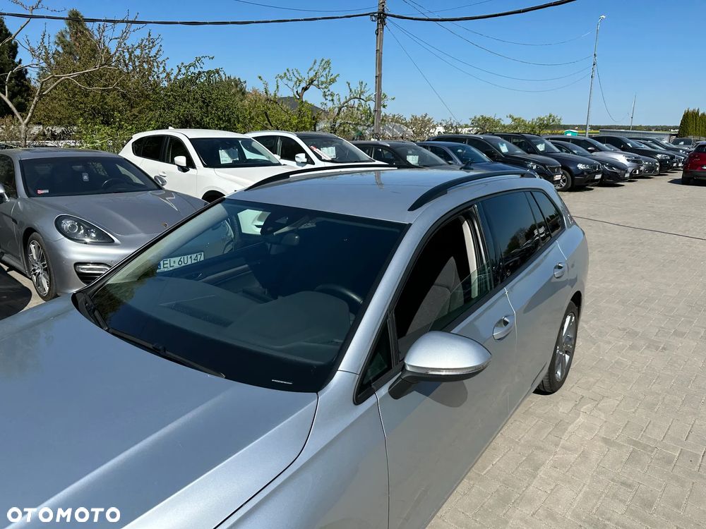 Volkswagen Golf Variant - 33
