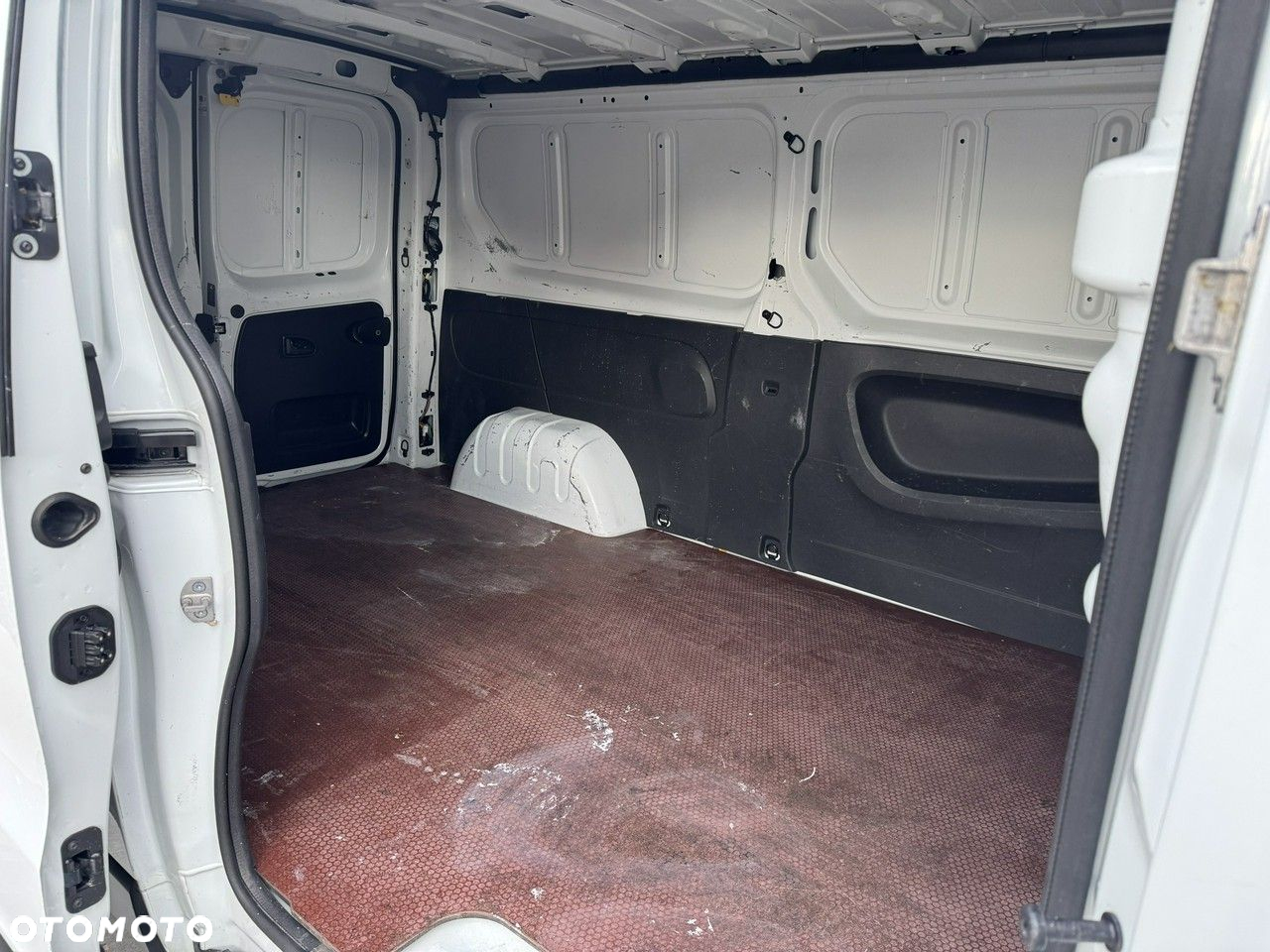 Renault Trafic - 22