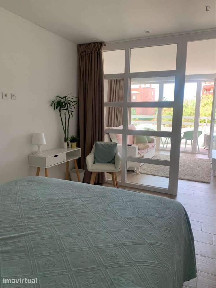 Apartamento com 1 quartos - localizado em Portimao - Grande imagem: 5/22