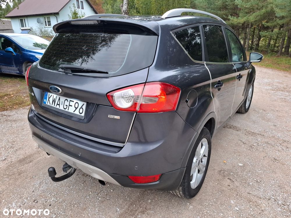 Ford Kuga - 14