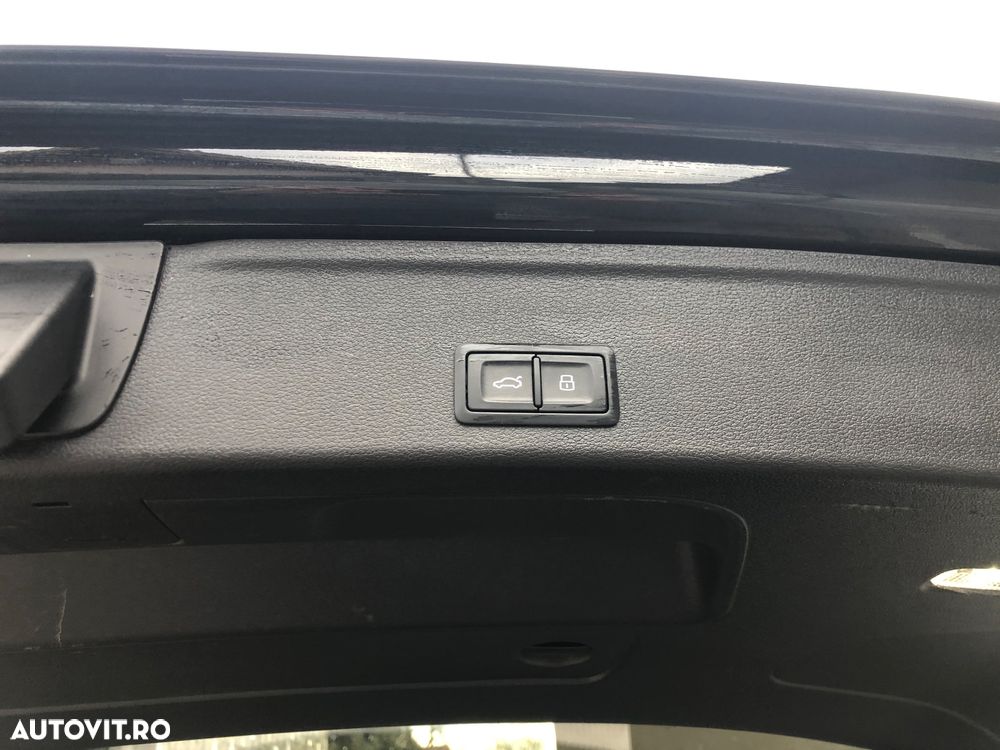 Audi A4 2.0 TDI S tronic - 16