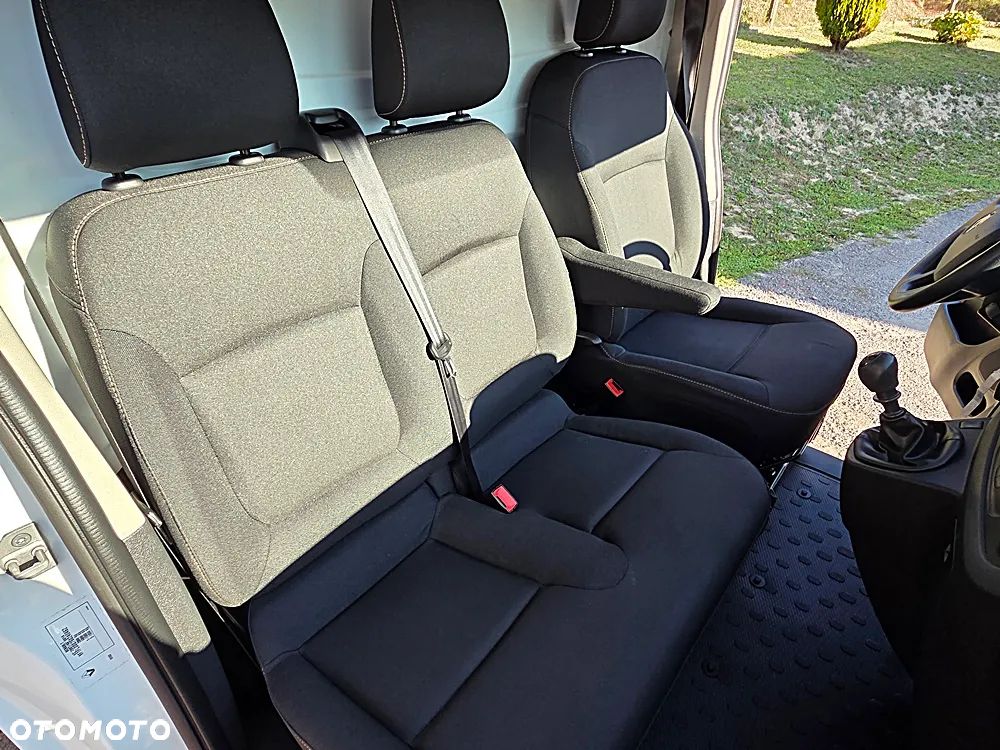 Renault TRAFIC - 23