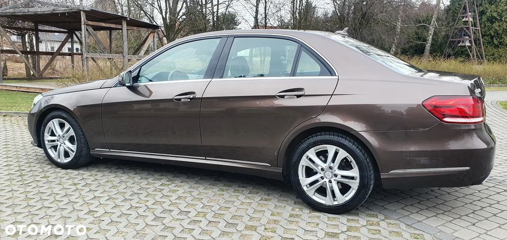 Mercedes-Benz Klasa E 220 CDI BlueEff Avantgarde - 15
