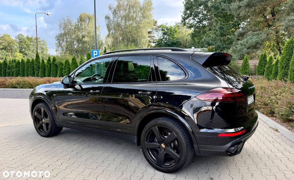 Porsche Cayenne Diesel Platinum Edition - 31